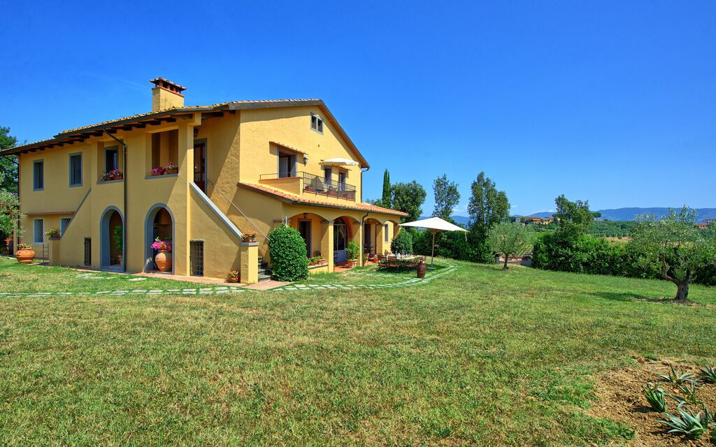 Nicola: all'aperto, Giardino