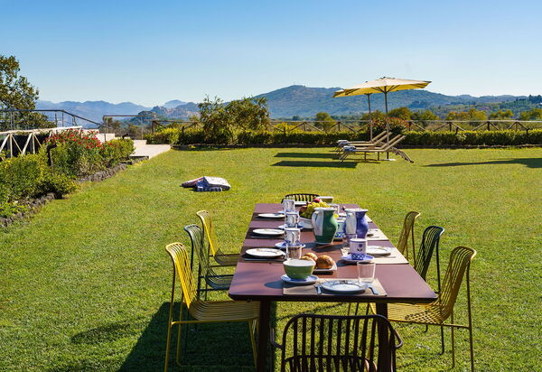 Etna Retreat: Сад