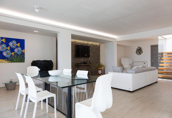 Villa Annalisa: Dining Room, Living Room