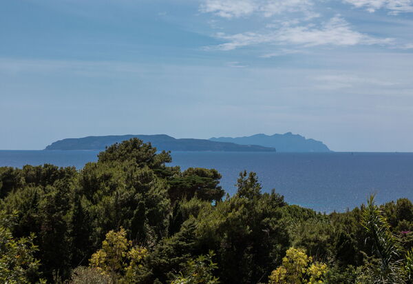 Villa Annalisa: Scenic View, Summer