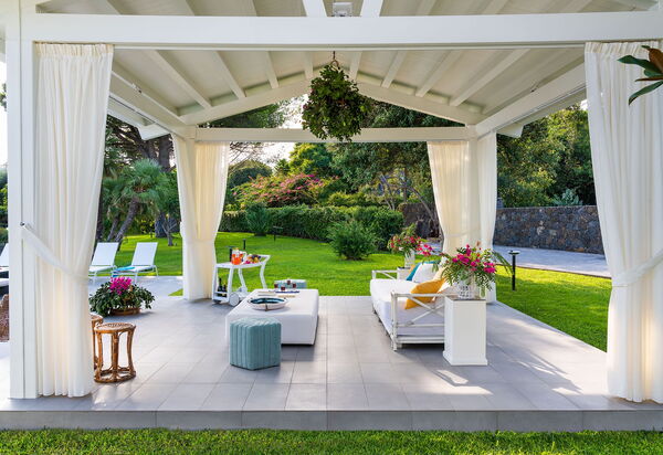 Villa Isabella: Altan / terrasse / gårdhave, Have