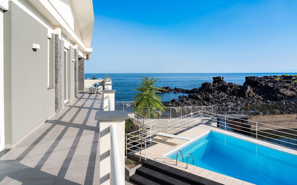 Villa Isabella: Outdoor, Pool, Scenic View