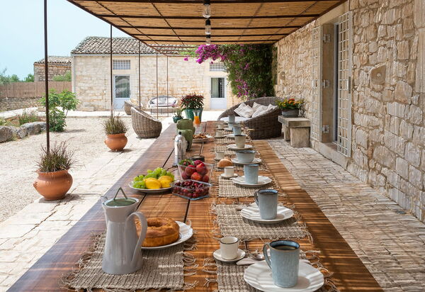 Villa Dimora Pura: Balkon / Terrasse / Patio