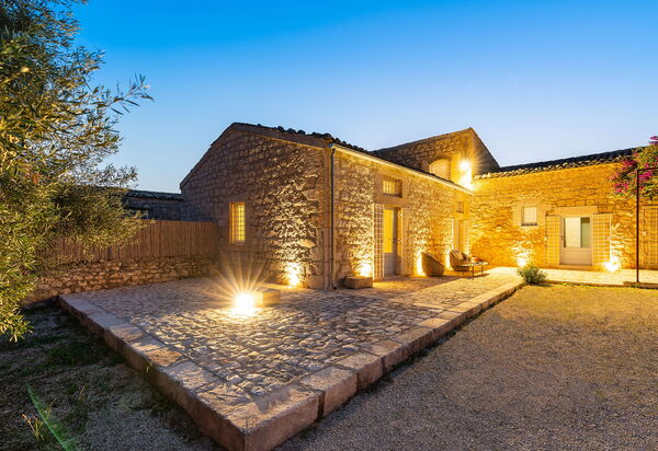 Villa Dimora Pura: Draussen