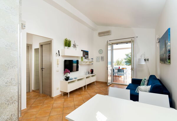 Anny: Cuisine, Salle à manger, Salon