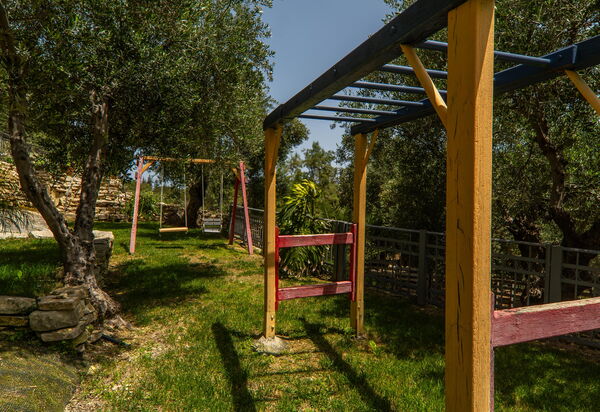 Villa Eftychia: Открытый, Сад