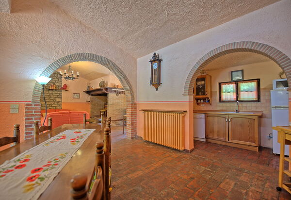 Zeffiro: Esszimmer, Küche