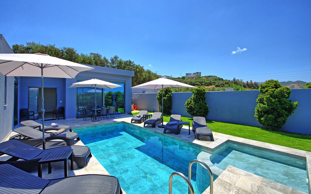 Villa Zaneti: all'aperto, Estate, Piscina