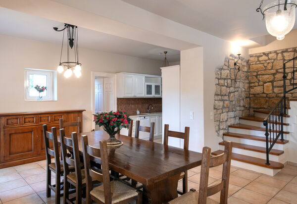 Villa Moyria: Esszimmer