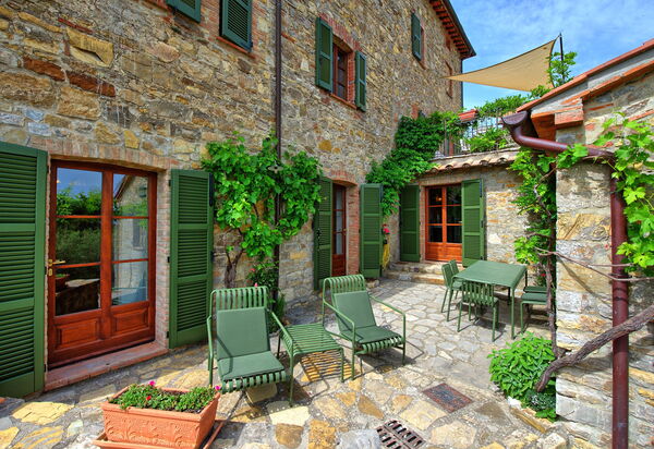 Villa Collina: Außen, Balkon / Terrasse / Patio, Garten