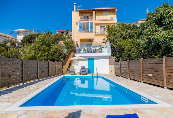 Villa Dinos: slå samman