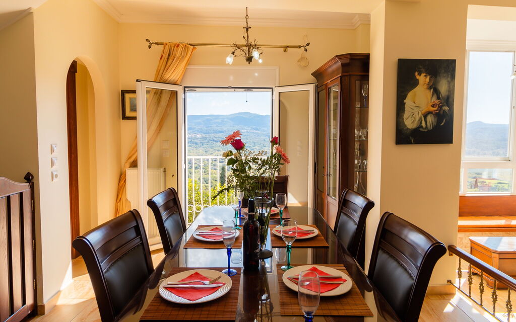 Villa Dinos: Lunchrum