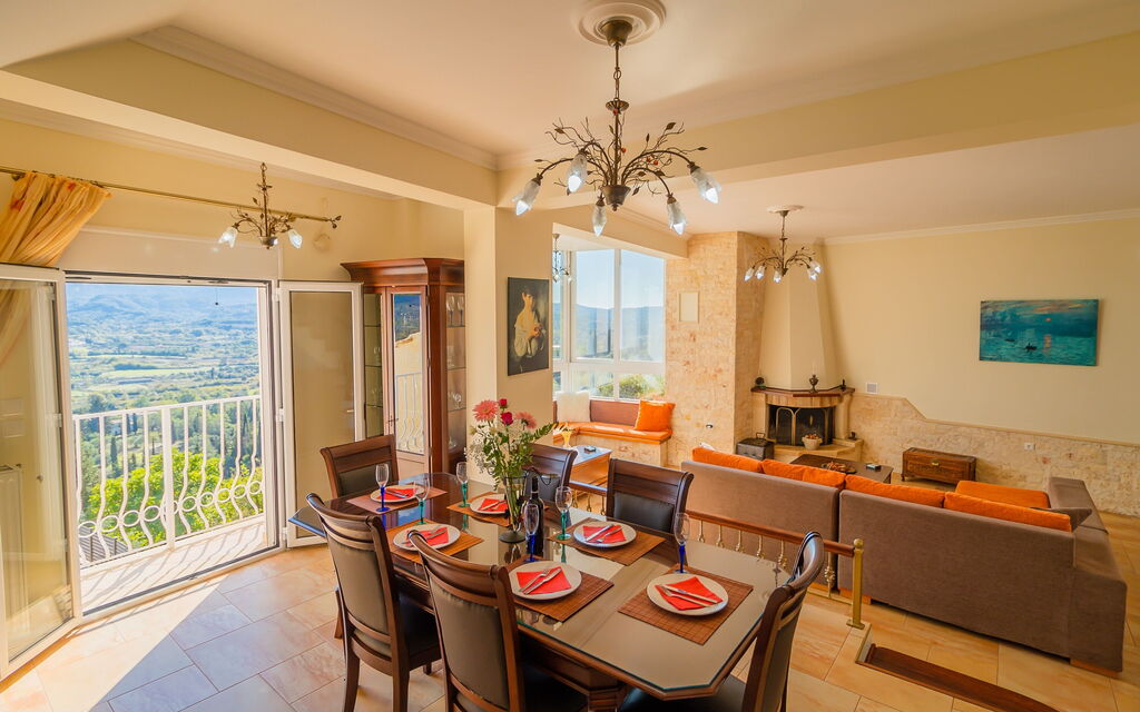 Villa Dinos: Lunchrum