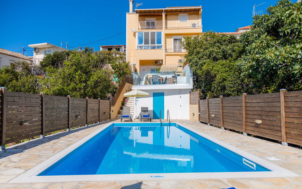 Villa Dinos: slå samman