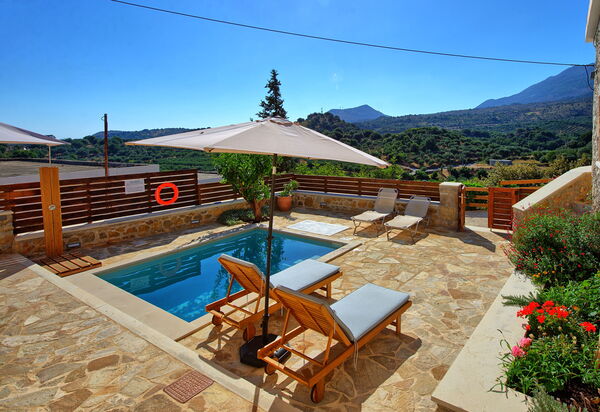 Villa Vicilla: бассейн, Взгляды, Открытый