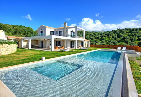 Villa Ebellina: Garden, Pool