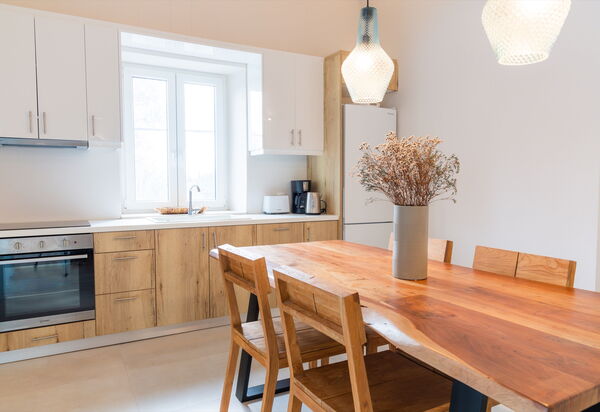 Villa Jacaranda: Esszimmer, Küche