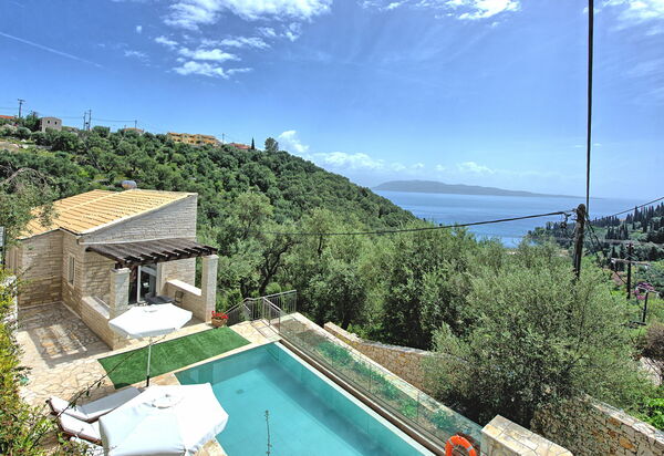 Villa Jacaranda: Schwimmbad