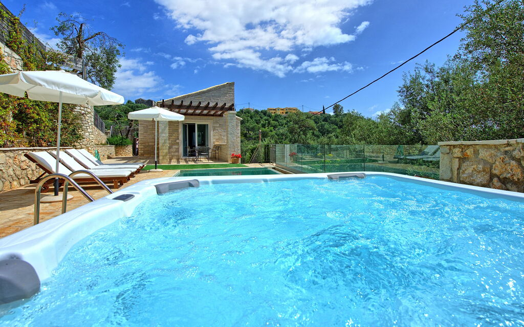 Villa Jacaranda: Piscina