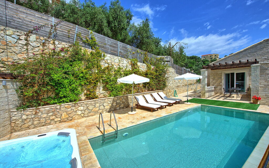 Villa Jacaranda: Piscina