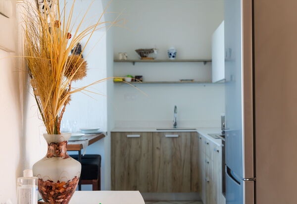 Beach Villa Athanasia: Dining Room, Kitchen