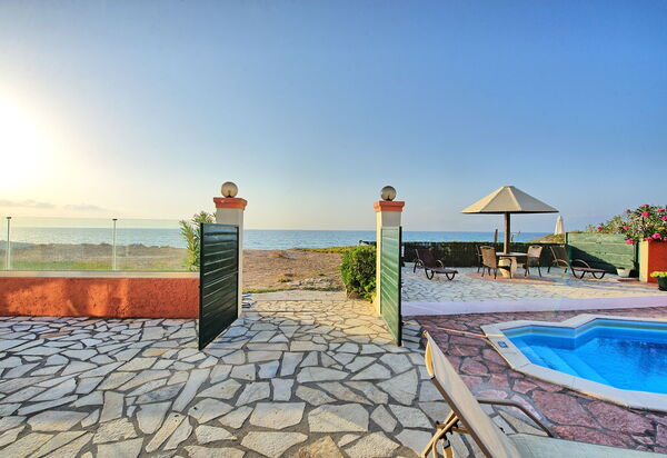 Beach Villa Athanasia: Outdoor, Pool, Summer
