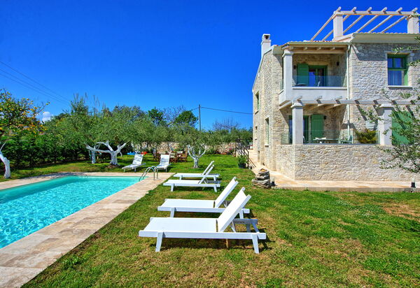 Villa Elaia: Garden, Outdoor, Pool