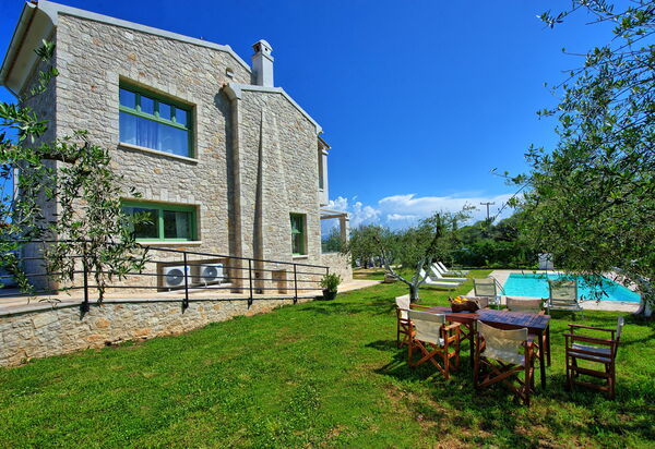 Villa Elaia: Garden, Outdoor, Pool