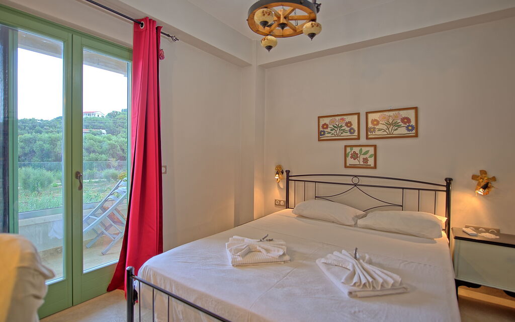 Villa Elaia: chambre à coucher