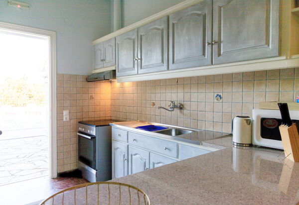 Villa Dimitris: Küche