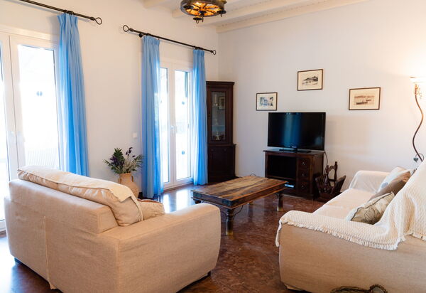 Villa Dimitris: Wohnzimmer
