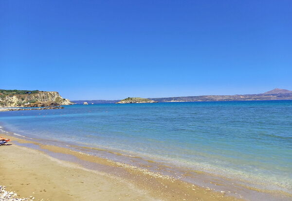 Houses By The Sea: Extérieur