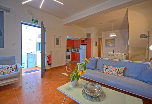 Houses By The Sea: Salon