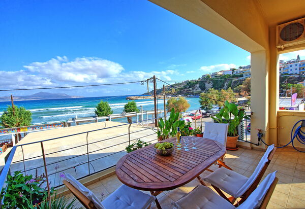 Houses By The Sea: Balcon / Terrasse / Patio, Vues
