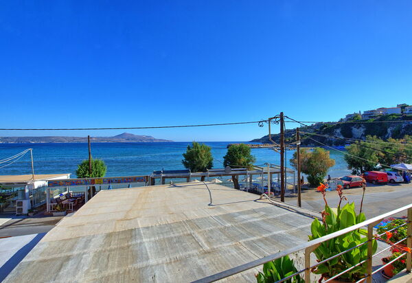 Houses By The Sea: Été, Extérieur, Vues