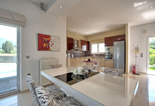 Beach Villa Christina: Kök