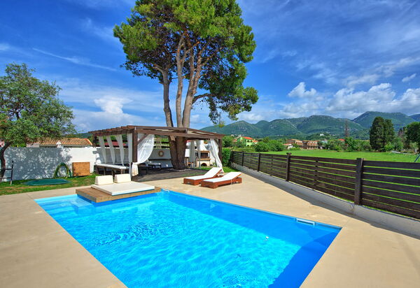 Beach Villa Christina: slå samman