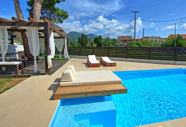 Beach Villa Christina: slå samman, Sommar