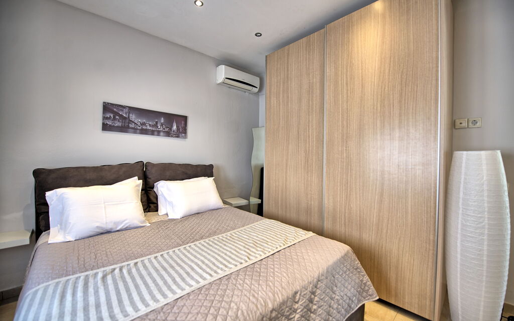 Beach Villa Christina: Camera da letto