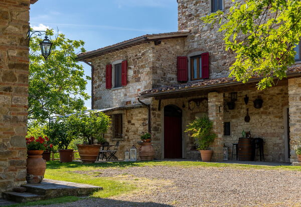 San Guido: Außen, Draussen