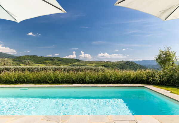 San Guido: Ansichten, Draussen, Schwimmbad