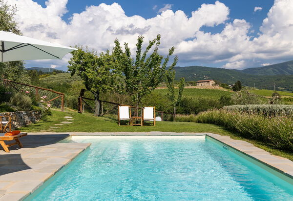 San Guido: Ansichten, Draussen, Schwimmbad