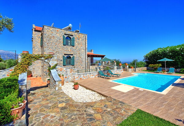 Villa Antina: бассейн, Экстерьеры