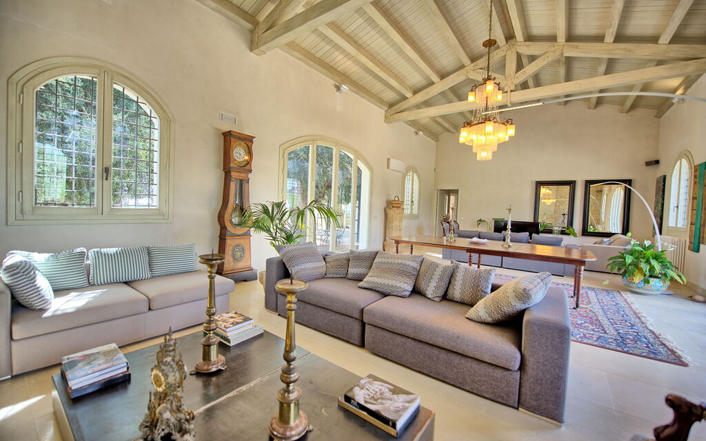 Tenuta Olearum: Living Room