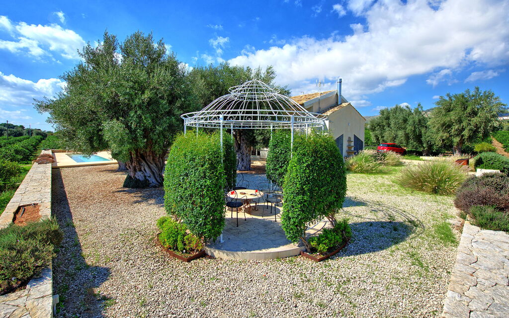 Tenuta Olearum: Garden, Outdoor