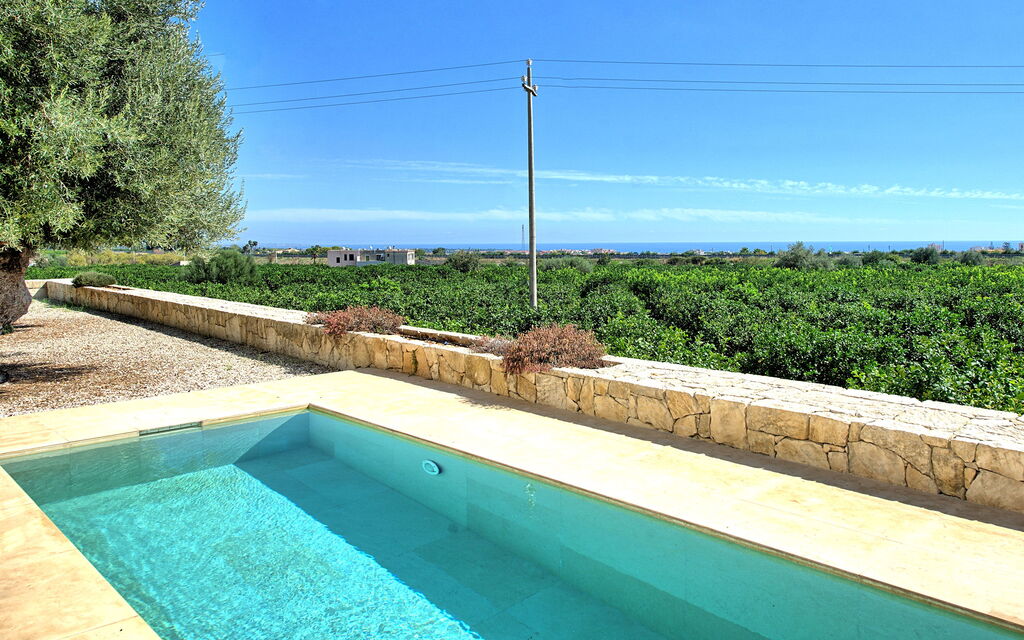 Tenuta Olearum: Outdoor, Pool, Summer