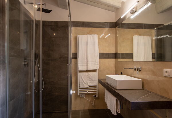 Villa Lucarella: Bathroom