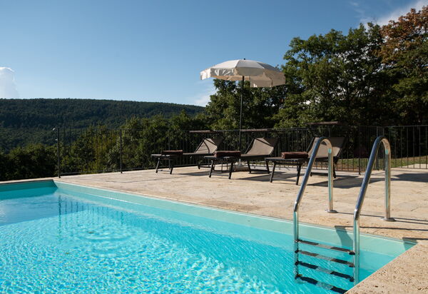 Villa Lucarella: Outdoor, Pool