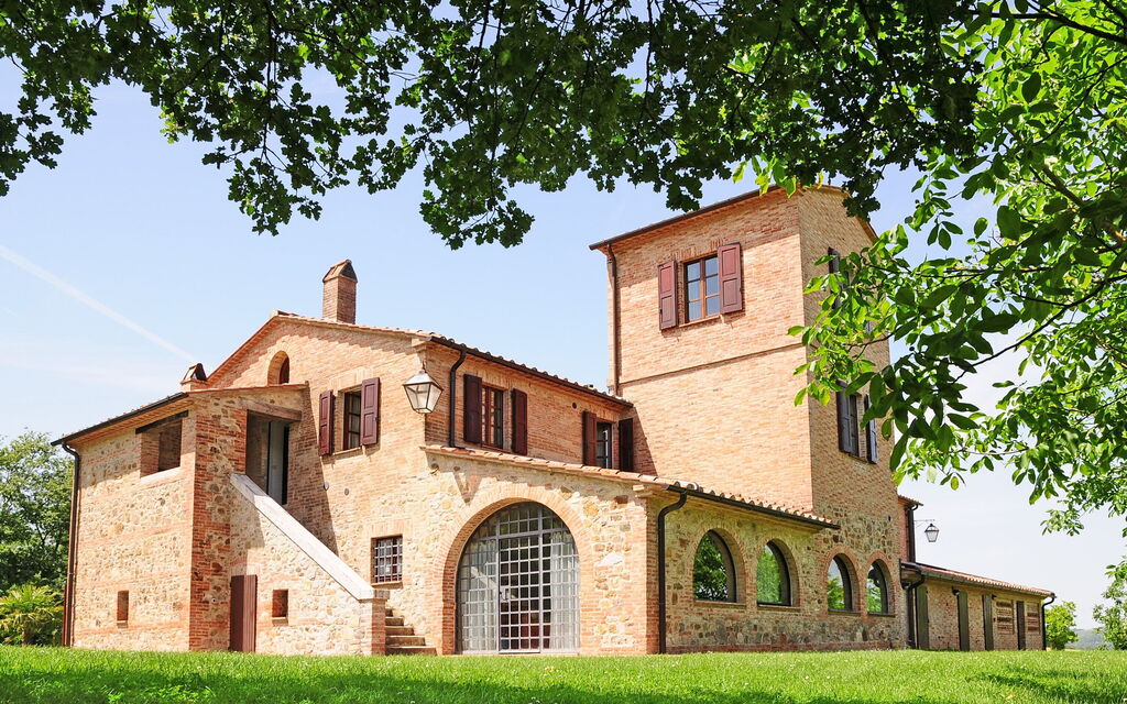 Casale Chieteno: Building Exterior, Garden