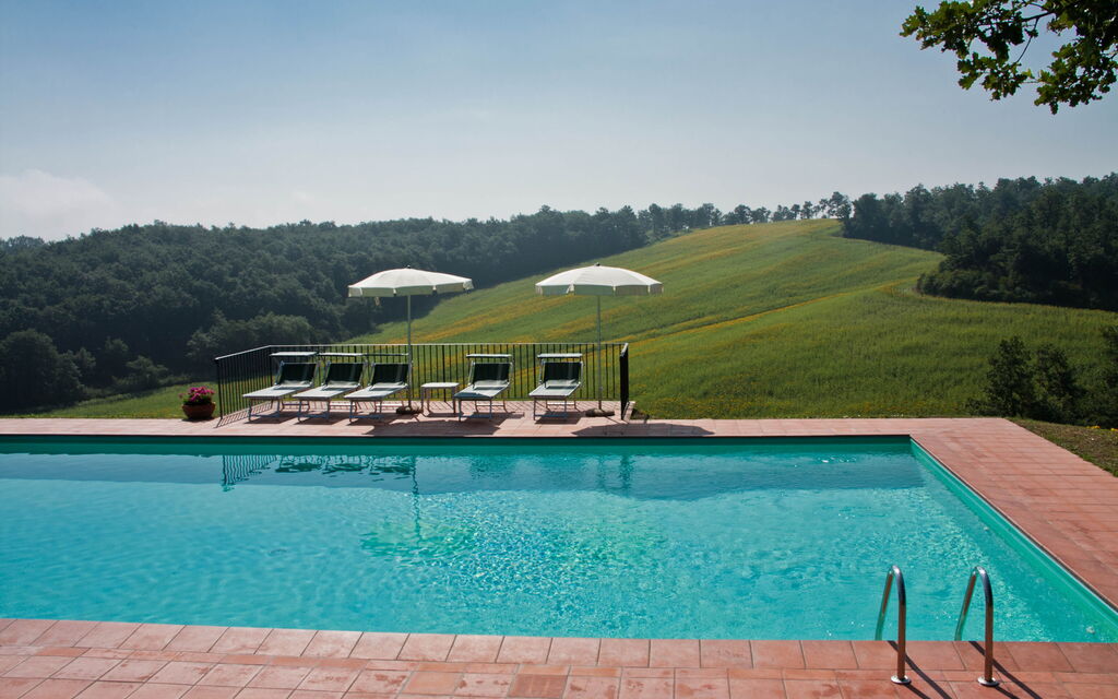 Casale Chieteno: Pool, Scenic View